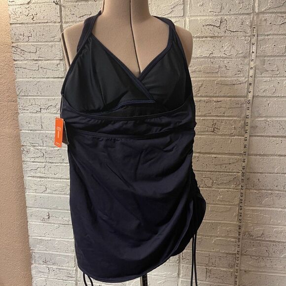 Lands End Womens Solid Ruched Slimming Halter Tankini Swim Top Size 8 NWT - Picture 6 of 9